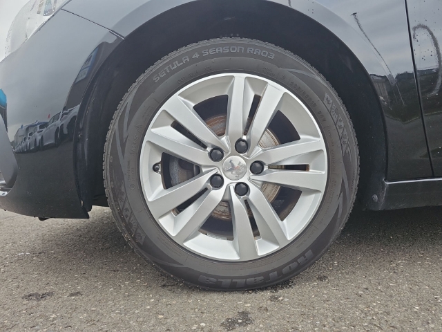 Fahrzeugabbildung Peugeot 308 SW Active Navi 2-Zonen-Klimaautom SHZ Notbremsass. Temp Tel.-Vorb. PDC Berganfahrass.