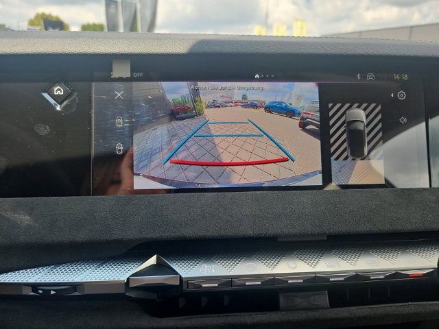 Fahrzeugabbildung DS Automobiles DS4 DS Etoile Alcantara 1.5 BlueHDi 130 FAP EU6e