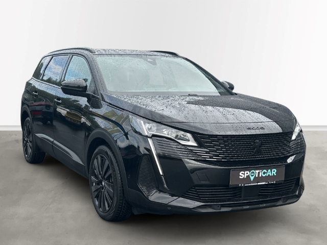 Fahrzeugabbildung Peugeot 5008 Hybrid 136 GT Navi Digitales Cockpit Memory Sitze Soundsystem Massagesitze LED - mit KI generiert/bearbeitet