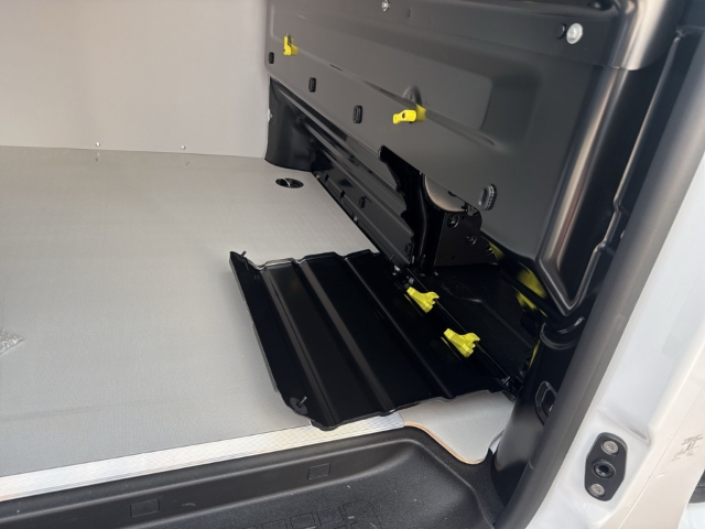 Fahrzeugabbildung Fiat Scudo L2 Basis 2.0 BlueHDi EU6e,Magic Cargo,AHK,Laderaumausbau,Connect Paket