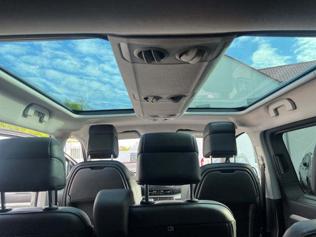 Fahrzeugabbildung Peugeot Traveller Allure L2 8-Sitzer HUD Panorama Navi Massagesitze Xenon El. Schiebetüren