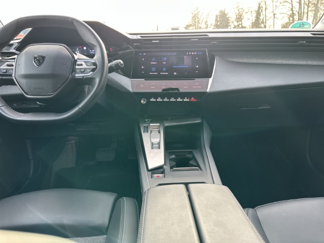 Fahrzeugabbildung Peugeot 308 SW Allure Pack Navi Memory Sitze 360 Kamera LED 2-Zonen-Klimaautom