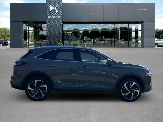 Fahrzeugabbildung DS Automobiles DS7 Opera AHK Panorama Leder Digitales Cockpit Memory Sitze Nachtsichtass.