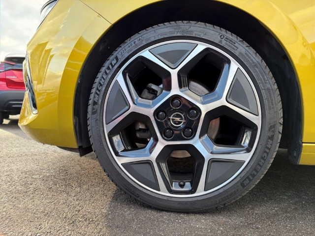 Fahrzeugabbildung Opel Astra L Ultimate 1.2 Turbo 131PS (96KW) EAT8