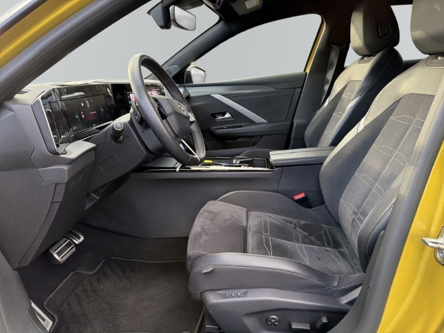 Fahrzeugabbildung Opel Astra L Ultimate 1.2 Turbo 131PS (96KW) EAT8
