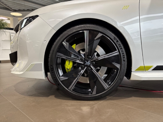 Fahrzeugabbildung Peugeot 508 SW Hybrid4 360 PSE Navi Leder Digitales Cockpit Memory Sitze Soundsystem Nachtsichtass.