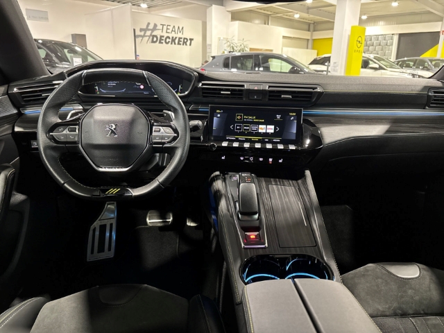 Fahrzeugabbildung Peugeot 508 SW Hybrid4 360 PSE Navi Leder Digitales Cockpit Memory Sitze Soundsystem Nachtsichtass.