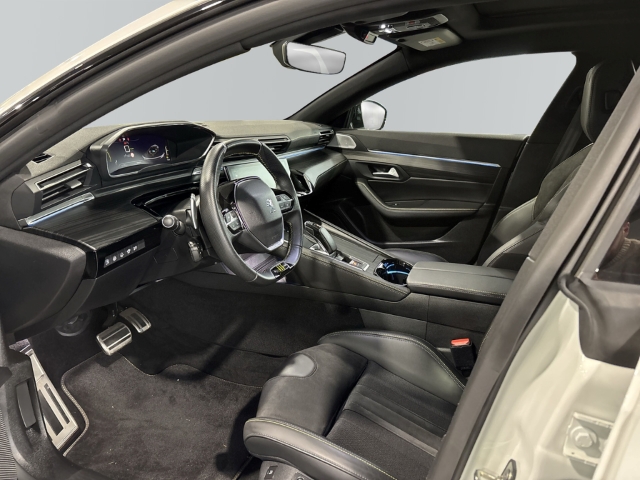 Fahrzeugabbildung Peugeot 508 SW Hybrid4 360 PSE Navi Leder Digitales Cockpit Memory Sitze Soundsystem Nachtsichtass.