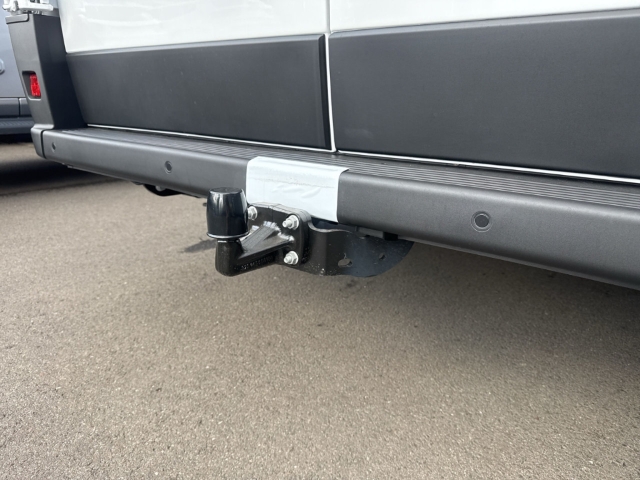 Fahrzeugabbildung Fiat Ducato H2 Kastenwagen 35 L2H2 140 M-Jet, AHK,RFK