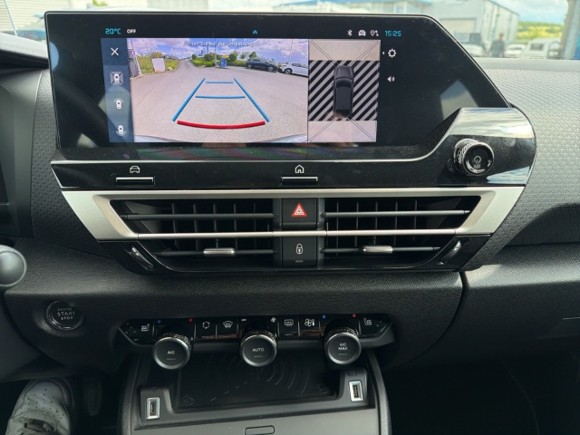 Fahrzeugabbildung Citroen e-C4 e-Max Elektromotor 156 - mit KI generiert/bearbeitet