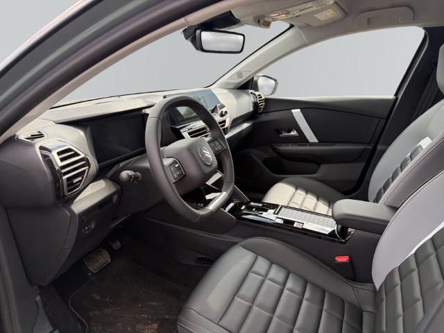 Fahrzeugabbildung Citroen e-C4 e-Max Elektromotor 156 - mit KI generiert/bearbeitet
