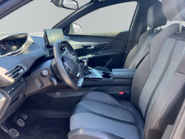 Fahrzeugabbildung Peugeot 5008 Allure Pack 7-Sitzer Navi Digitales Cockpit 360 Kamera LED ACC 2-Zonen-Klimaautom
