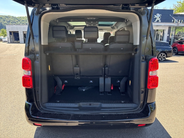 Fahrzeugabbildung Opel Zafira Life Elegance M 2.0 D EU6d HUD StandHZG Panorama Navi Soundsystem Massagesitze