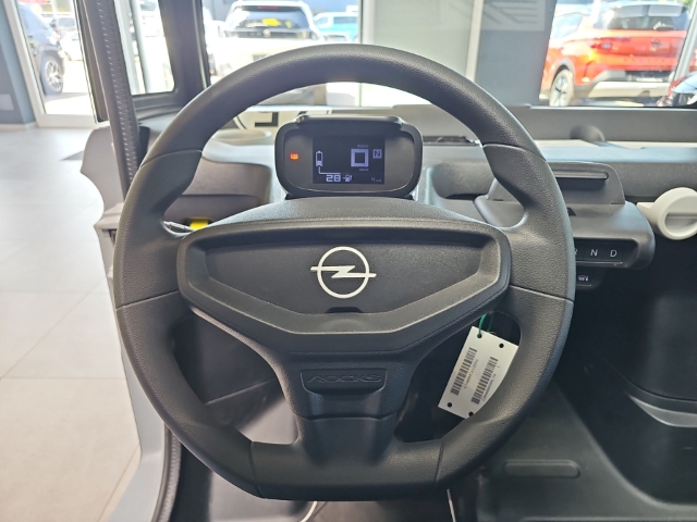 Fahrzeugabbildung Opel Rocks GS Handyhalterung Fußmatten Digitales Cockpit LED Scheinwerfer und Tagfahrlicht - mit KI generiert/bearbeitet
