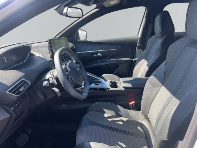 Fahrzeugabbildung Peugeot 3008 Hybrid Allure Pack Navi Digitales Cockpit LED ACC 2-Zonen-Klimaautom DAB