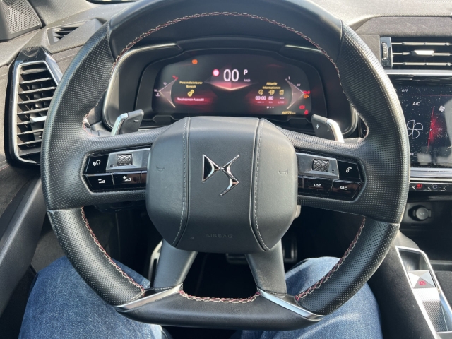 Fahrzeugabbildung DS Automobiles DS7 Performance Line + Digitales Cockpit LED Klimaautom Ambientebeleuchtung