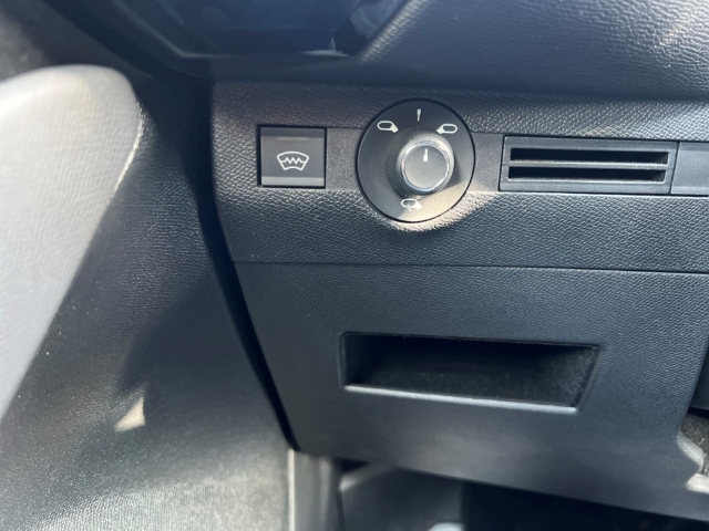 Fahrzeugabbildung DS Automobiles DS7 Performance Line + Digitales Cockpit LED Klimaautom Ambientebeleuchtung