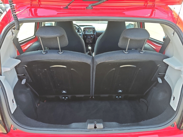 Fahrzeugabbildung Citroen C1 AIRSCAPE Shine 1.0 VTi 72PS (53KW)