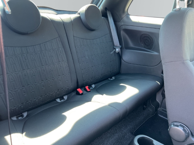 Fahrzeugabbildung Fiat 500 Dolcevita Navi Apple CarPlay Android Auto Klimaautom Musikstreaming DAB Temp Tel.-Vorb.