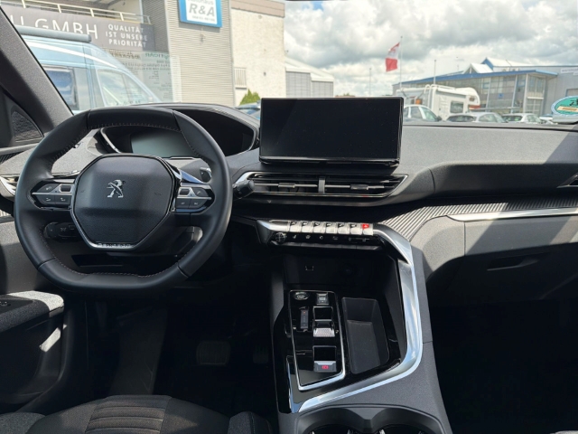 Fahrzeugabbildung Peugeot 3008 Active Pack Digitales Cockpit LED 2-Zonen-Klimaautom DAB SHZ Keyless Spurhalteass.