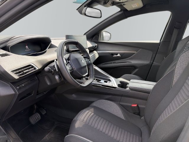Fahrzeugabbildung Peugeot 3008 Active Pack Digitales Cockpit LED 2-Zonen-Klimaautom DAB SHZ Keyless Spurhalteass.