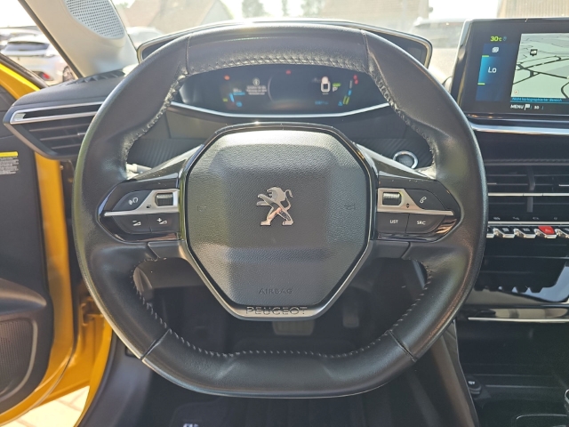 Fahrzeugabbildung Peugeot e-208 Allure Pack Elektromotor 136PS (100KW)