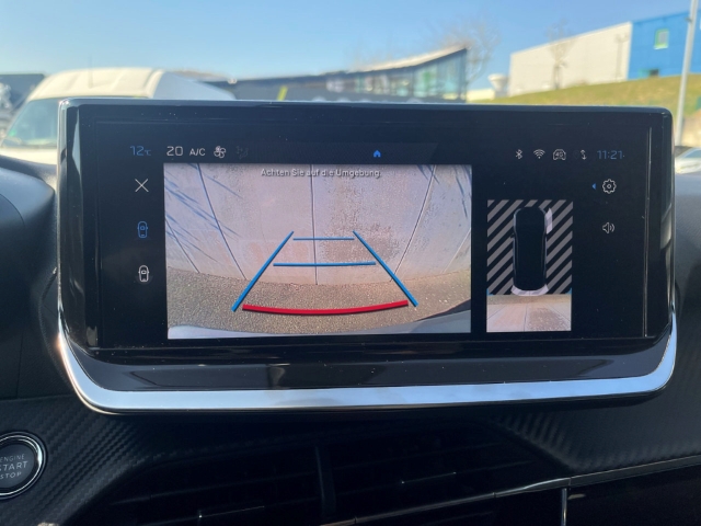 Fahrzeugabbildung Peugeot 2008 Allure LED Apple CarPlay Android Auto Klimaautom Musikstreaming DAB SHZ Spurhalteass.