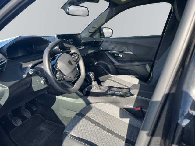 Fahrzeugabbildung Peugeot 2008 Allure LED Apple CarPlay Android Auto Klimaautom Musikstreaming DAB SHZ Spurhalteass.