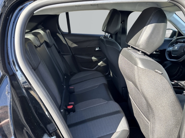 Fahrzeugabbildung Peugeot 208 Allure Pack Navi LED Klimaautom Fahrerprofil DAB SHZ Spurhalteass. Verkehrszeichenerk.