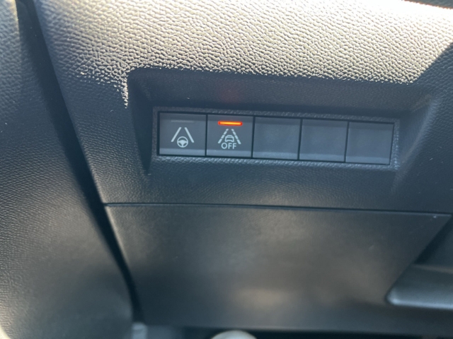 Fahrzeugabbildung Peugeot 208 GT Panorama Navi LED ACC Klimaautom Fahrerprofil DAB Ambientebeleuchtung SHZ Parklenkass.
