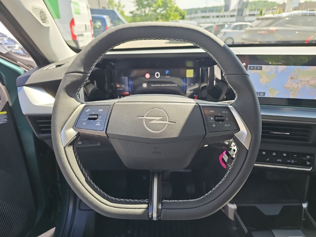 Fahrzeugabbildung Opel Frontera Edition Hybrid Tech, Komfort und Design Paket