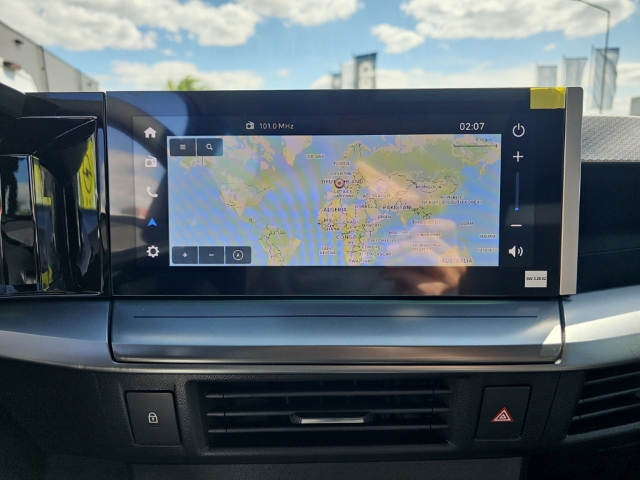 Fahrzeugabbildung Opel Frontera Edition Hybrid Tech, Komfort und Design Paket