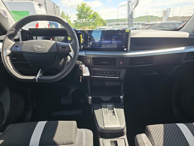 Fahrzeugabbildung Opel Frontera Edition Hybrid Tech, Komfort und Design Paket