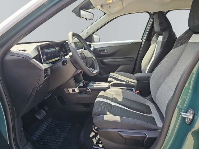Fahrzeugabbildung Opel Frontera Edition Hybrid Tech, Komfort und Design Paket