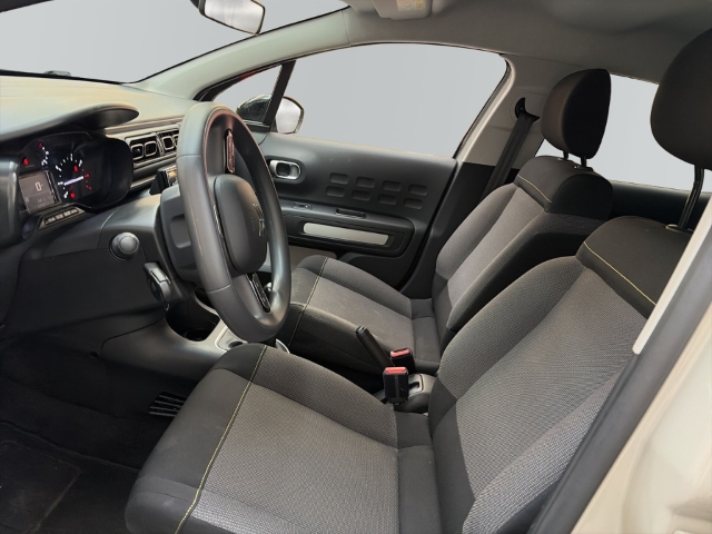 Fahrzeugabbildung Citroen C3 C-Series Navi LED DAB Spurhalteass. Verkehrszeichenerk. Notbremsass. Temp Tel.-Vorb. - mit KI generiert/bearbeitet