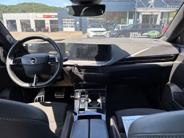 Fahrzeugabbildung Opel Astra L Ultimate HUD Navi Digitales Cockpit Soundsystem 360 Kamera LED Blendfreies Fernl.