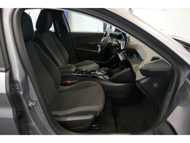 Fahrzeugabbildung Peugeot e-208 Active Pack Elektro LED Apple CarPlay Android Auto Musikstreaming DAB Spurhalteass.
