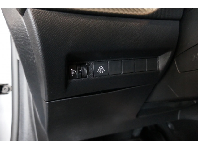 Fahrzeugabbildung Peugeot e-208 Active Pack Elektro LED Apple CarPlay Android Auto Musikstreaming DAB Spurhalteass.