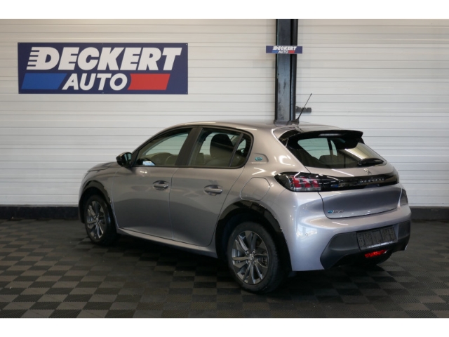 Fahrzeugabbildung Peugeot e-208 Active Pack Elektro LED Apple CarPlay Android Auto Musikstreaming DAB Spurhalteass.