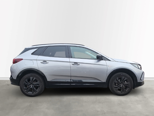 Fahrzeugabbildung Opel Grandland GS Line 1.2 Turbo Navi 360 Kamera LED El. Heckklappe Apple CarPlay Android Auto