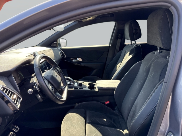 Fahrzeugabbildung DS Automobiles DS7 E-Tense Performance Line + 4x4 AD Digitales Cockpit Soundsystem LED Klimaautom