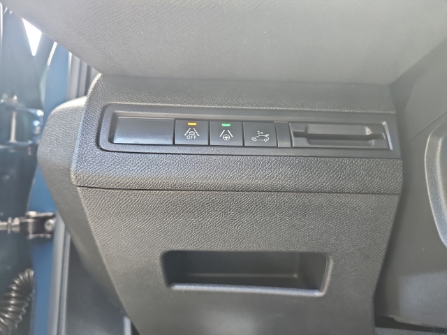 Fahrzeugabbildung Peugeot 3008 GT El. Panodach Navi Digitales Cockpit LED ACC El. Heckklappe Apple CarPlay Android Auto