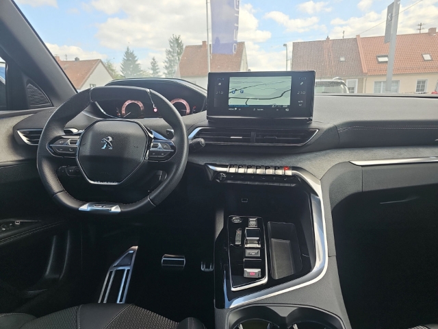 Fahrzeugabbildung Peugeot 3008 GT El. Panodach Navi Digitales Cockpit LED ACC El. Heckklappe Apple CarPlay Android Auto