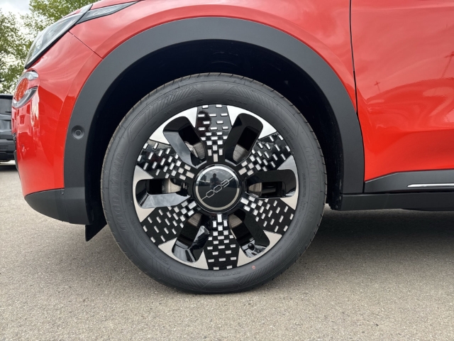 Fahrzeugabbildung Fiat 600 Hybrid La Prima , Leder, Nav, RFK,