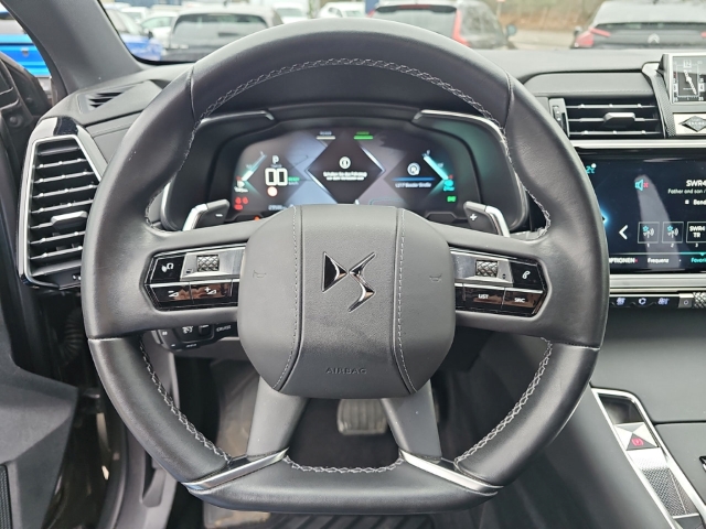 Fahrzeugabbildung DS Automobiles DS7 Crossback E-Tense 4x4 So Chic PHEV Navi LED ACC Apple CarPlay Android Auto