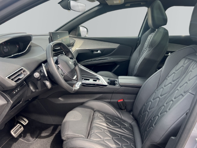 Fahrzeugabbildung Peugeot 3008 GT El. Panodach Navi Leder Digitales Cockpit Memory Sitze Soundsystem Massagesitze