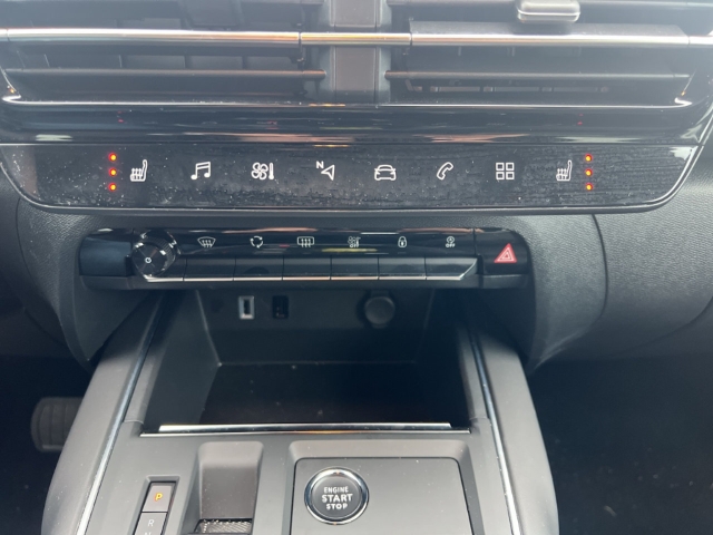 Fahrzeugabbildung Citroen C5 Aircross Max Navi Digitales Cockpit LED ACC Apple CarPlay Android Auto Mehrzonenklima