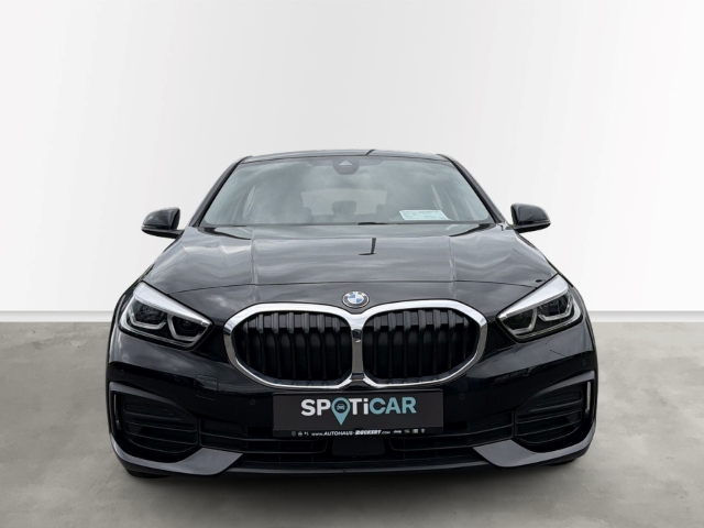 Fahrzeugabbildung BMW 118 i Advantage Navi Digitales Cockpit LED Sperrdiff. Fahrerprofil WLAN Kom-paket
