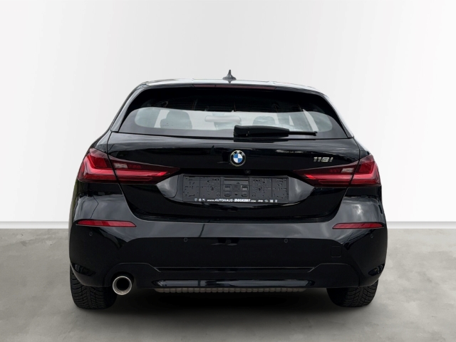 Fahrzeugabbildung BMW 118 i Advantage Navi Digitales Cockpit LED Sperrdiff. Fahrerprofil WLAN Kom-paket