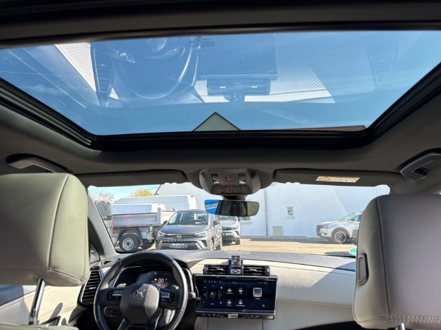 Fahrzeugabbildung DS Automobiles DS7 Opera Panorama Leder Digitales Cockpit Memory Sitze Massagesitze Klimasitze